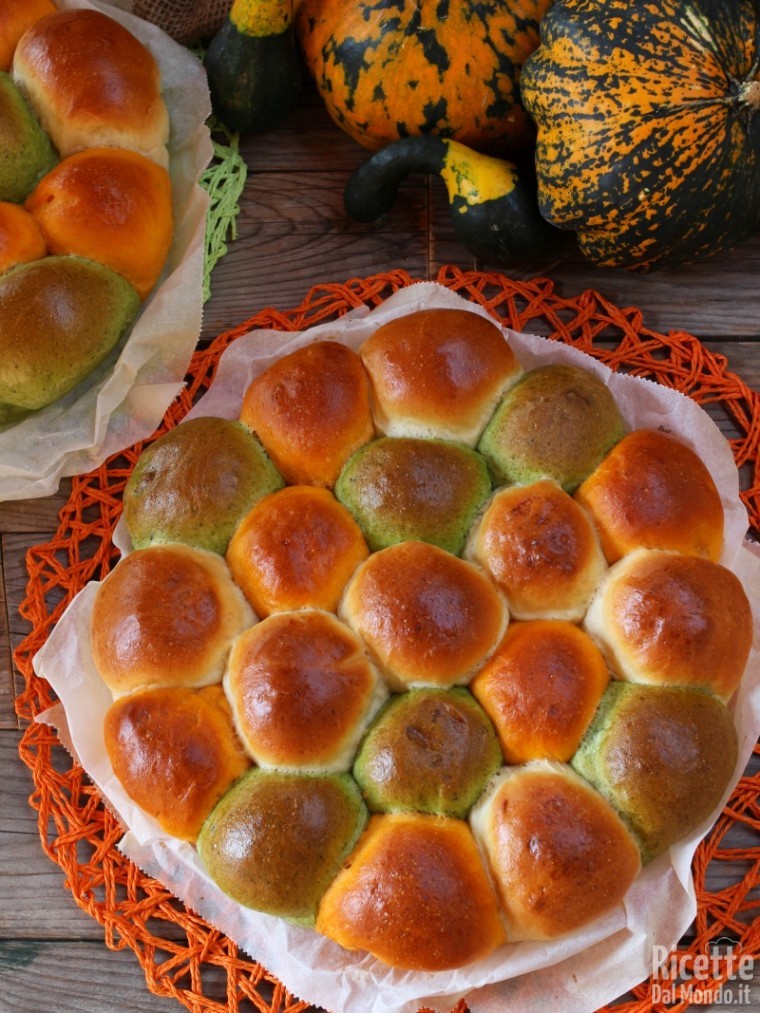 Morbido danubio colorato con zucca e spinaci