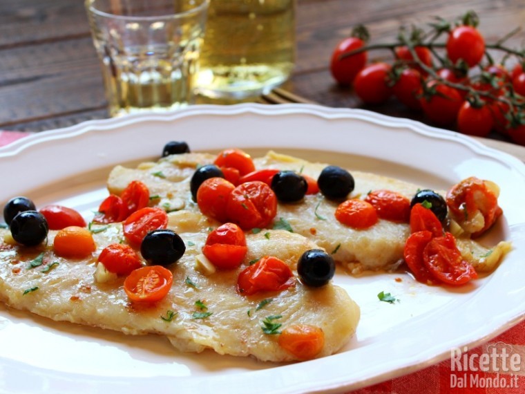 Ricetta Filetti di persico con pomodorini al vino bianco