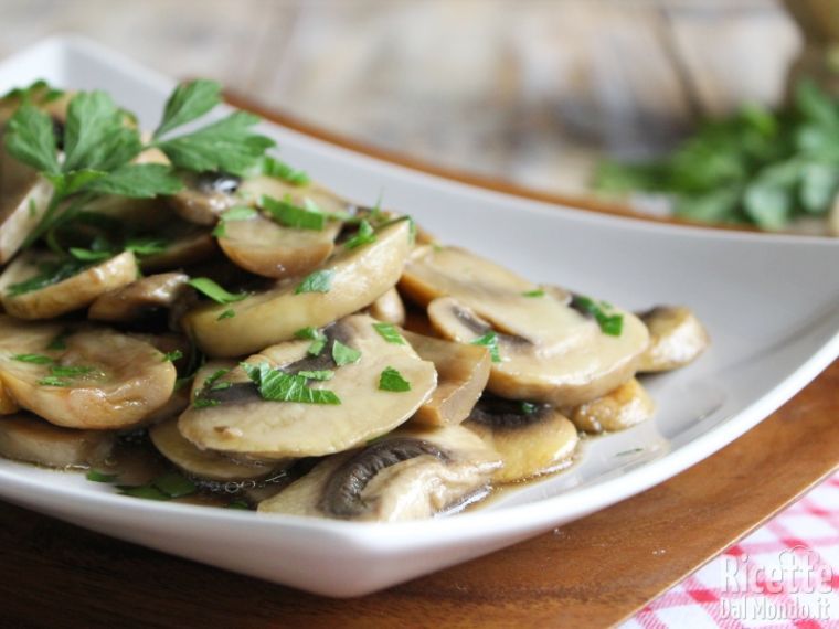 Ricetta funghi champignon trifolati