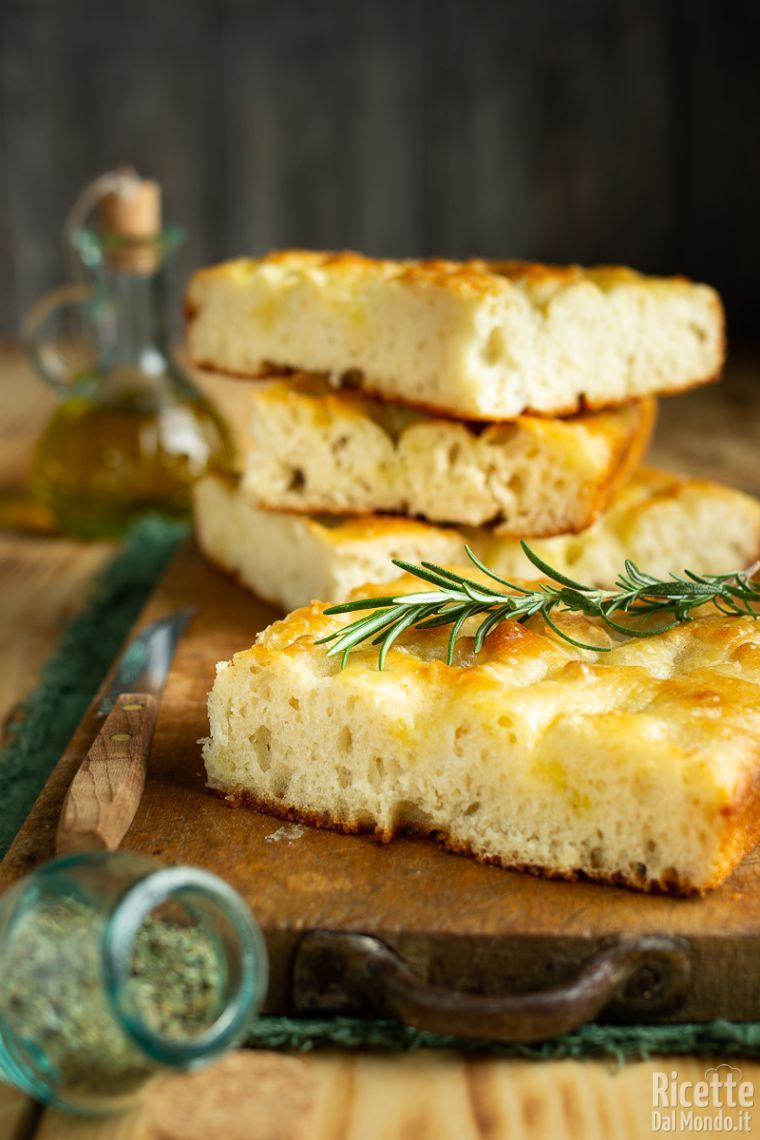 Soffice focaccia Locatelli senza lavorazione