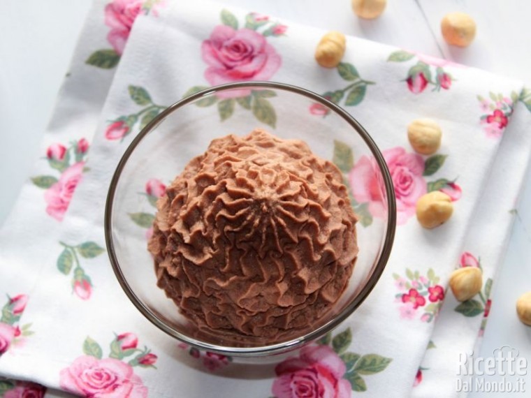 Come fare il frosting Nutella e mascarpone