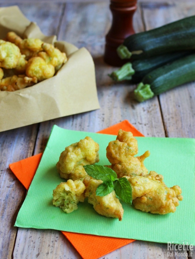 Come fare le frittelle di zucchine