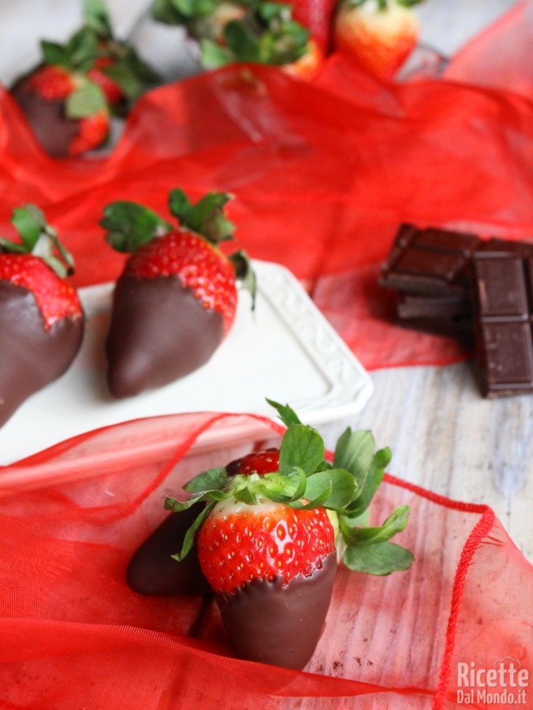 Come fare le fragole al cioccolato