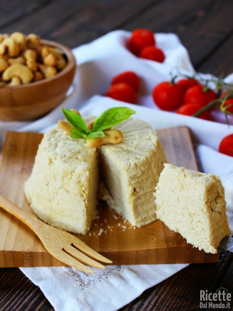 Formaggio vegano fatto in casa