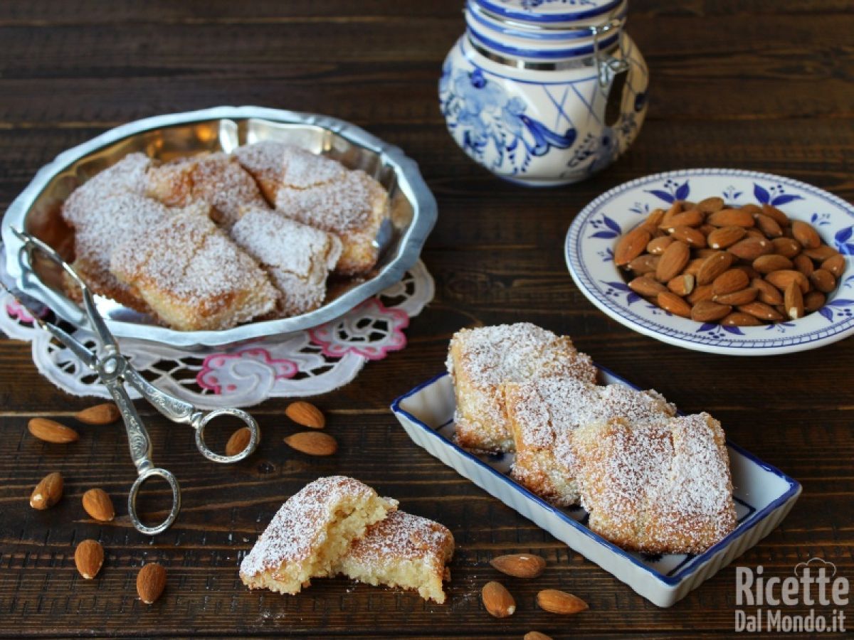Ricetta Fior di mandorla, i tipici dolcetti della tradizione siciliana