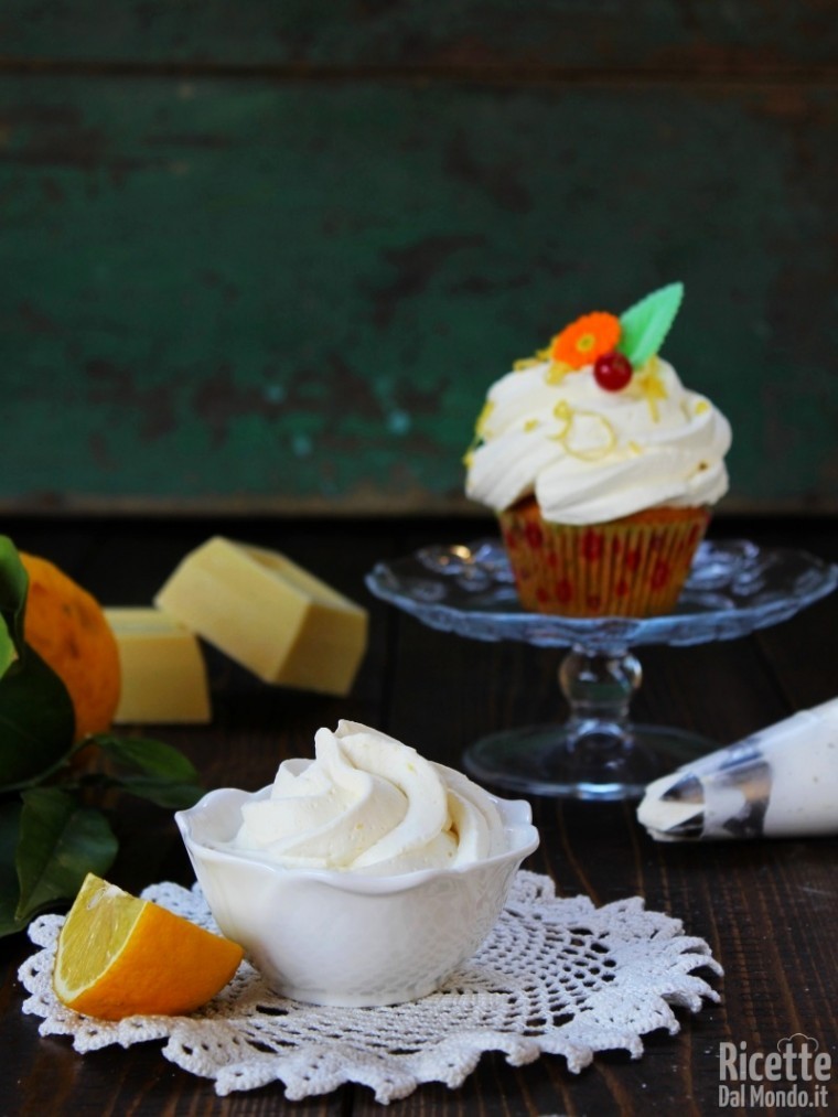 Frosting al cioccolato bianco e limone semplice
