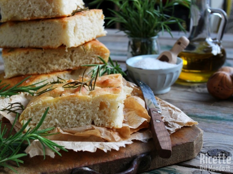 Ricetta focaccia fatta in casa