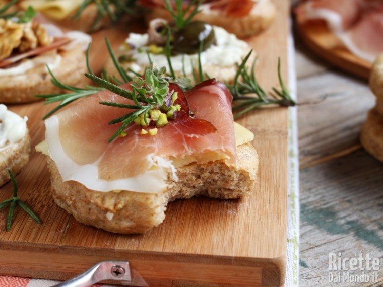 Morbide focaccine integrali in padella