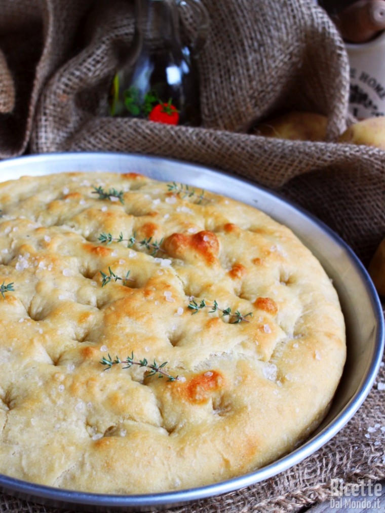 Come fare la focaccia di patate