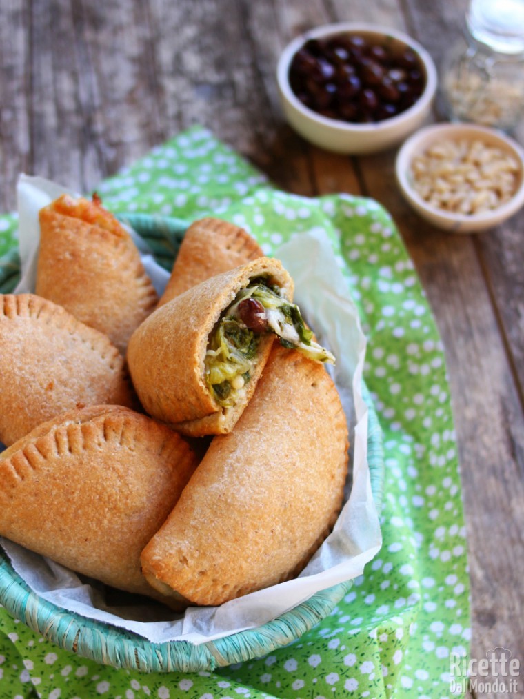 Ricetta fagottini di scarole alla napoletana