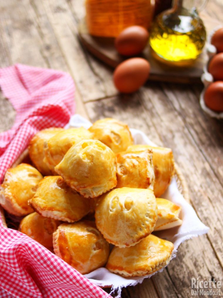 Fiadoni Abruzzesi Ravioli Dolci Al Formaggio Marianna Pascarella