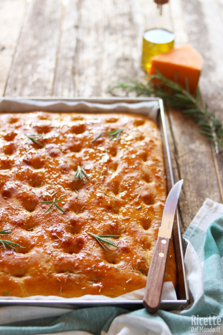Ricetta focaccia alla zucca morbidissima