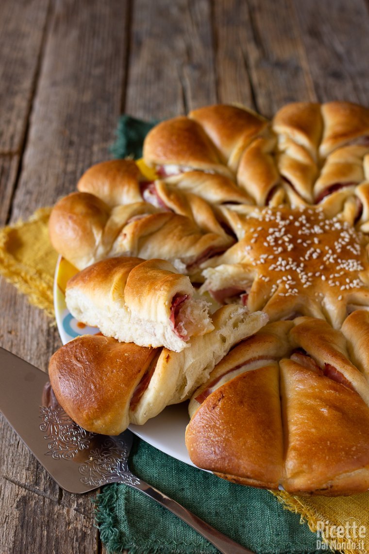 Come fare il fiore di pan brioche salato farcito