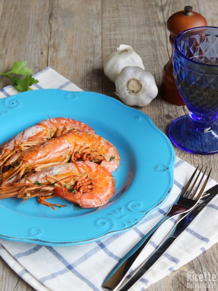 Come fare i gamberoni in umido