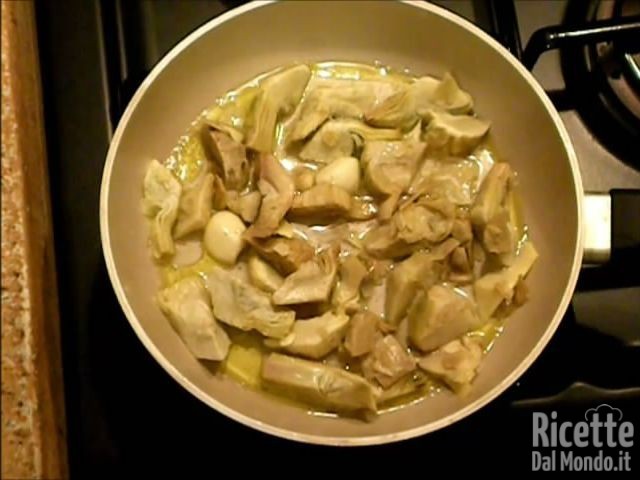 Gamberi con Carciofi - Unire i Carciofi