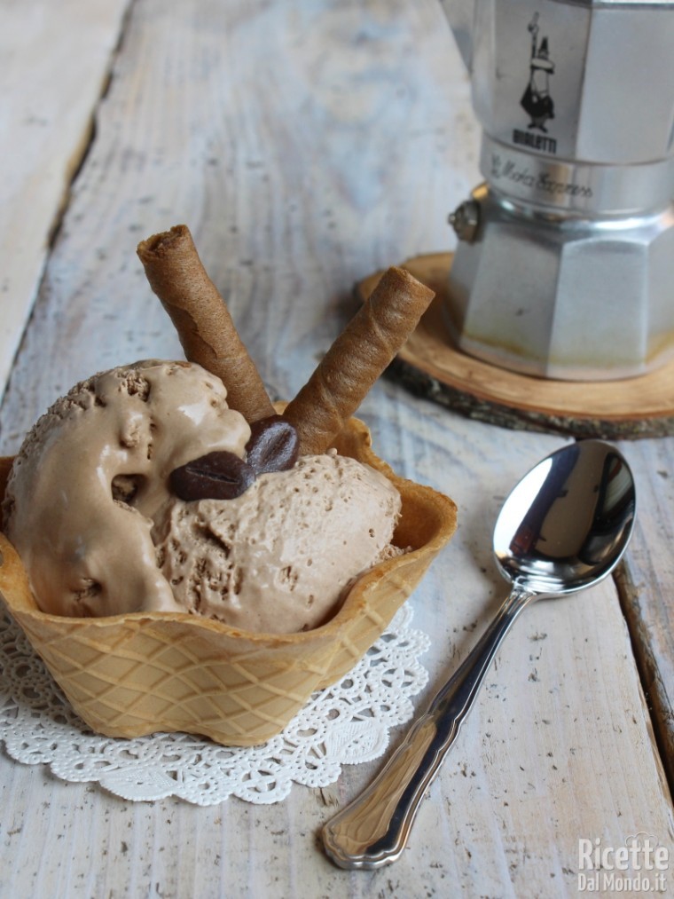 Come fare il gelato al caffè
