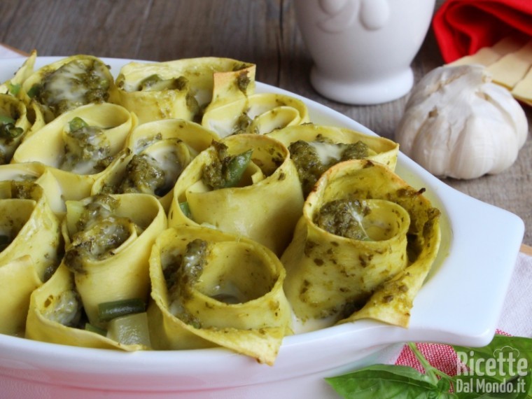 Girelle di lasagne alla ligure | RicetteDalMondo.it