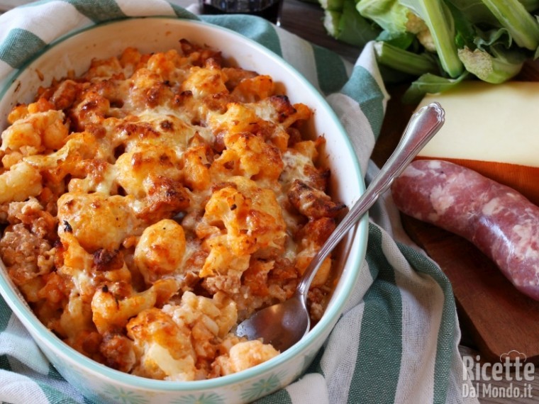 Gratin di cavolfiore e salsiccia fresca