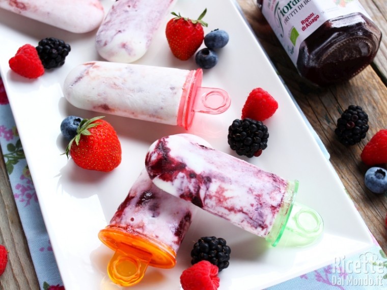 Ricetta ghiaccioli con yogurt e marmellata