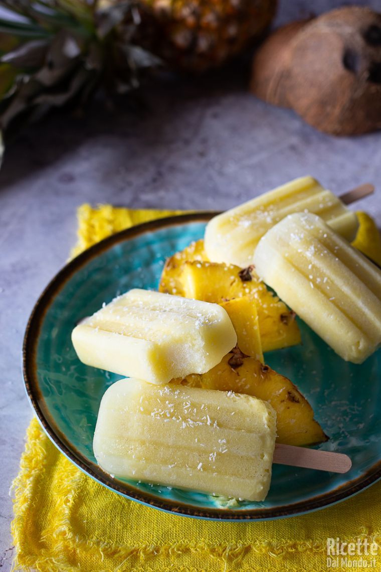 Come fare i ghiaccioli ananas e cocco