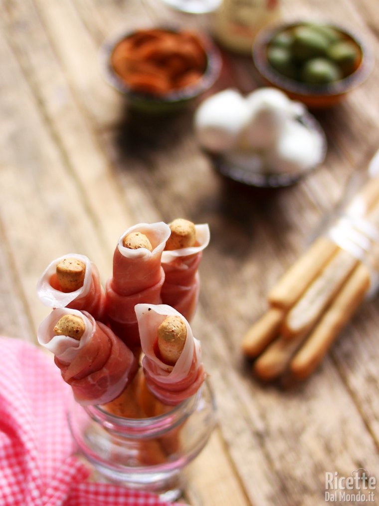 Ricetta grissini allo speck