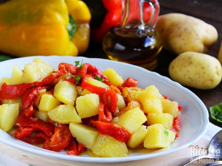 Ricetta insalata di patate e peperoni