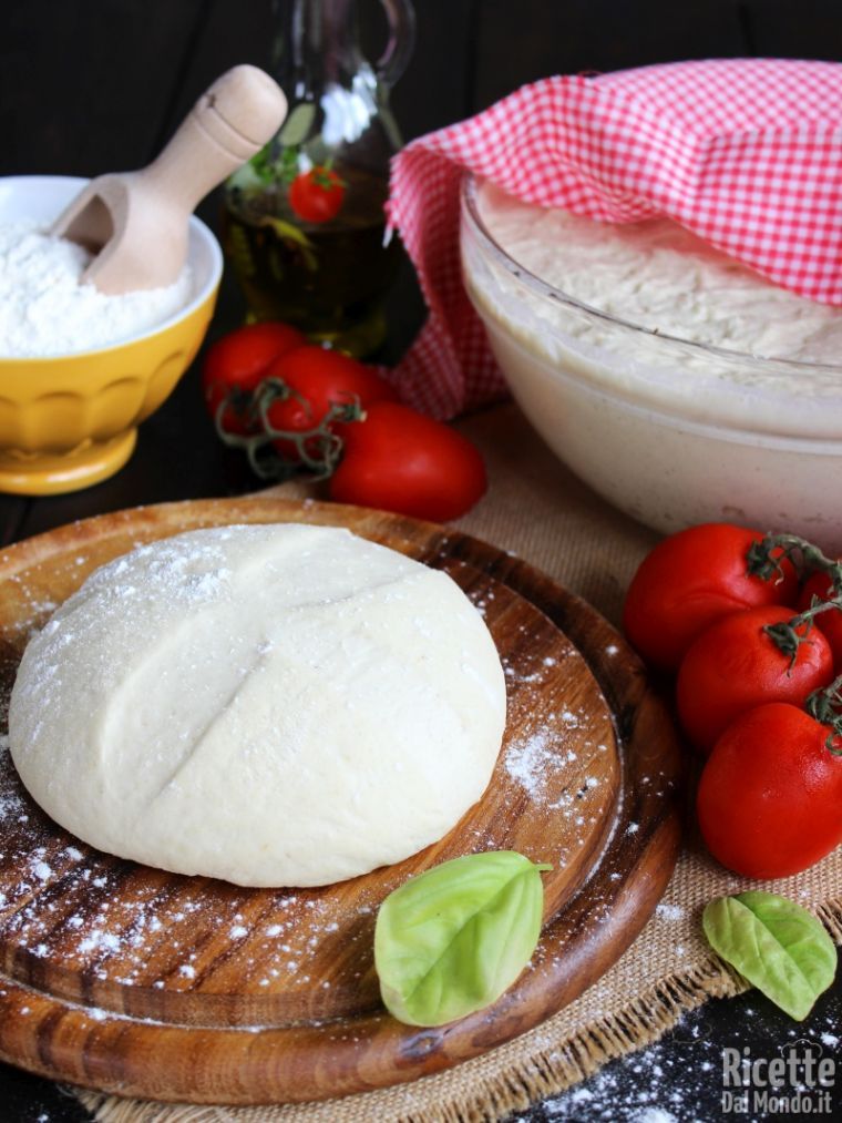 Impasto base per la pizza napoletana