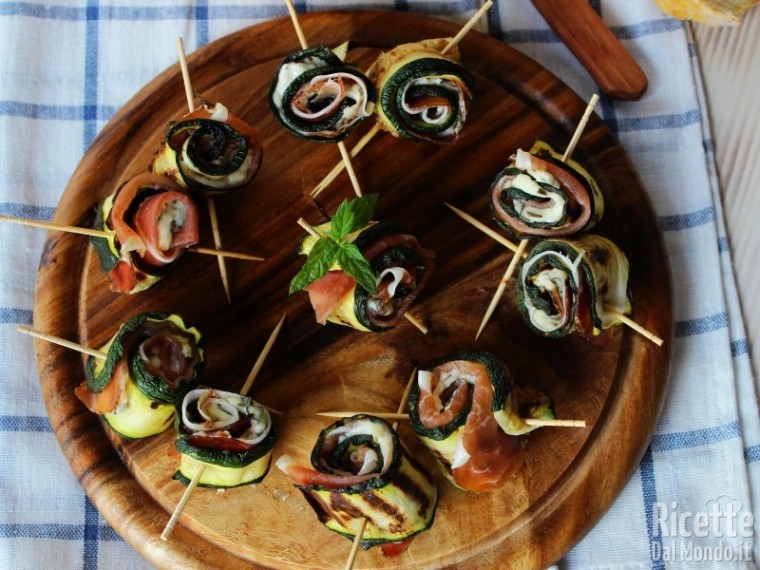 Ricetta involtini di zucchine