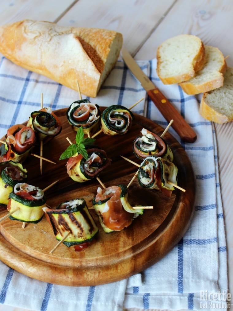 Involtini di zucchine grigliati freddi