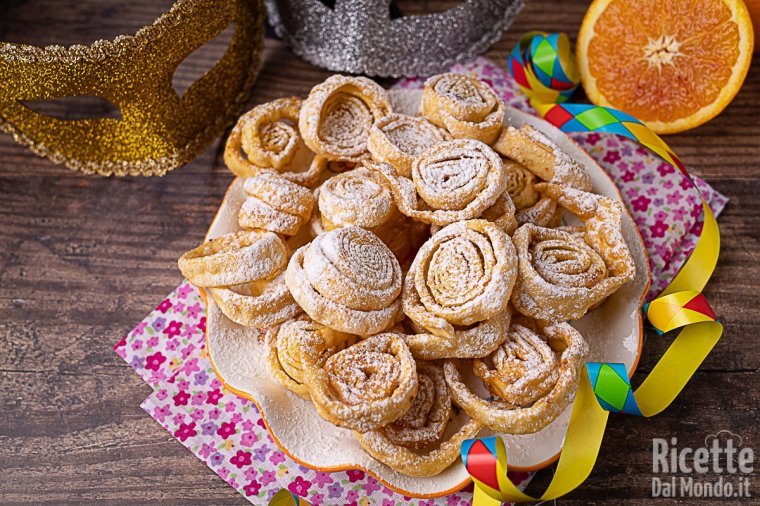 Tagliatelle dolci di Carnevale