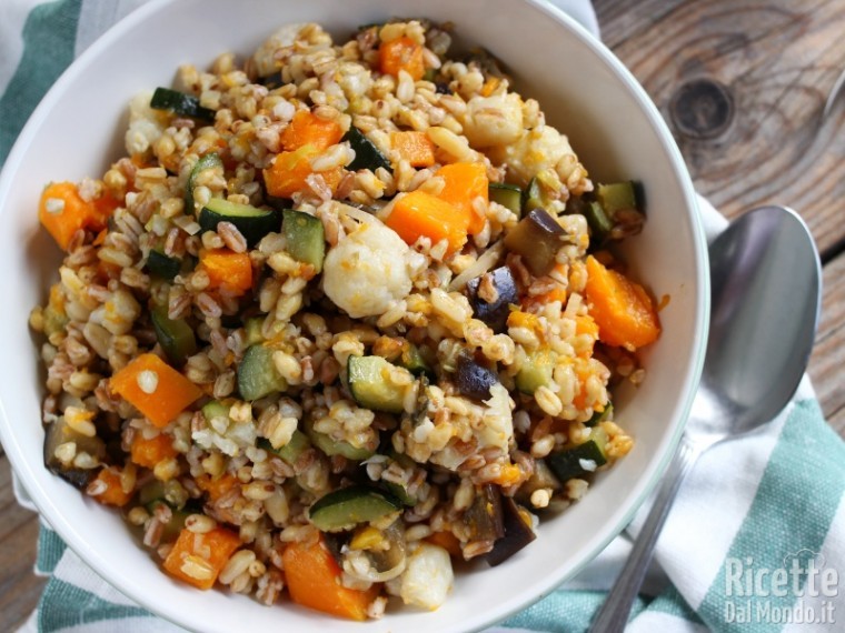 Ricetta insalata di cereali con verdure invernali