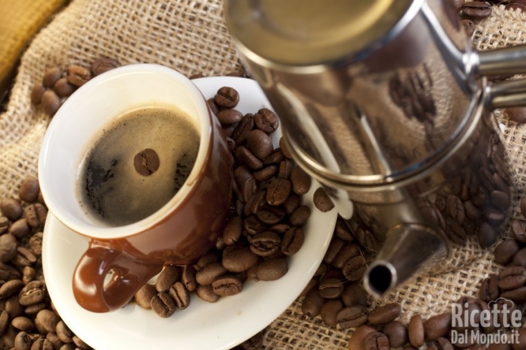 La tradizione del caffè: la cucummella