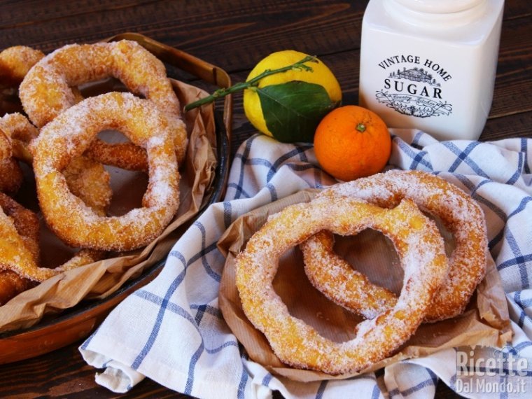 Zeppole sarde di Carnevale