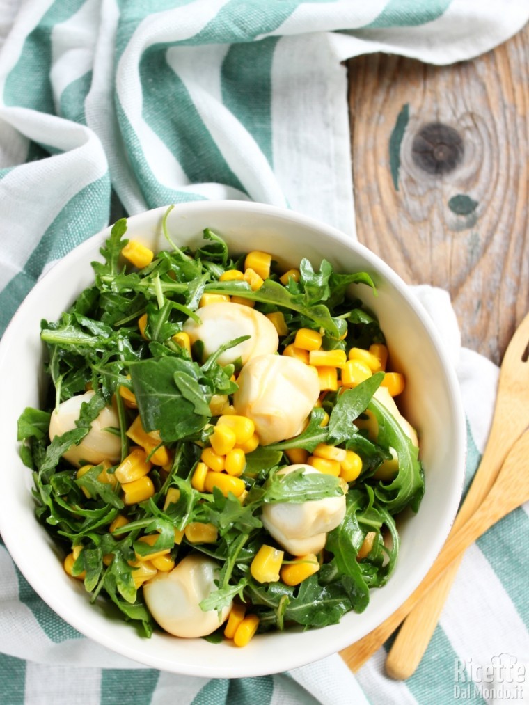 Come fare una insalata di rucola e mais