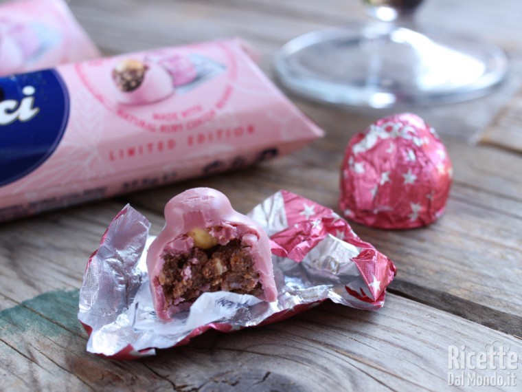 Interno dei baci perugina rosa pink ruby