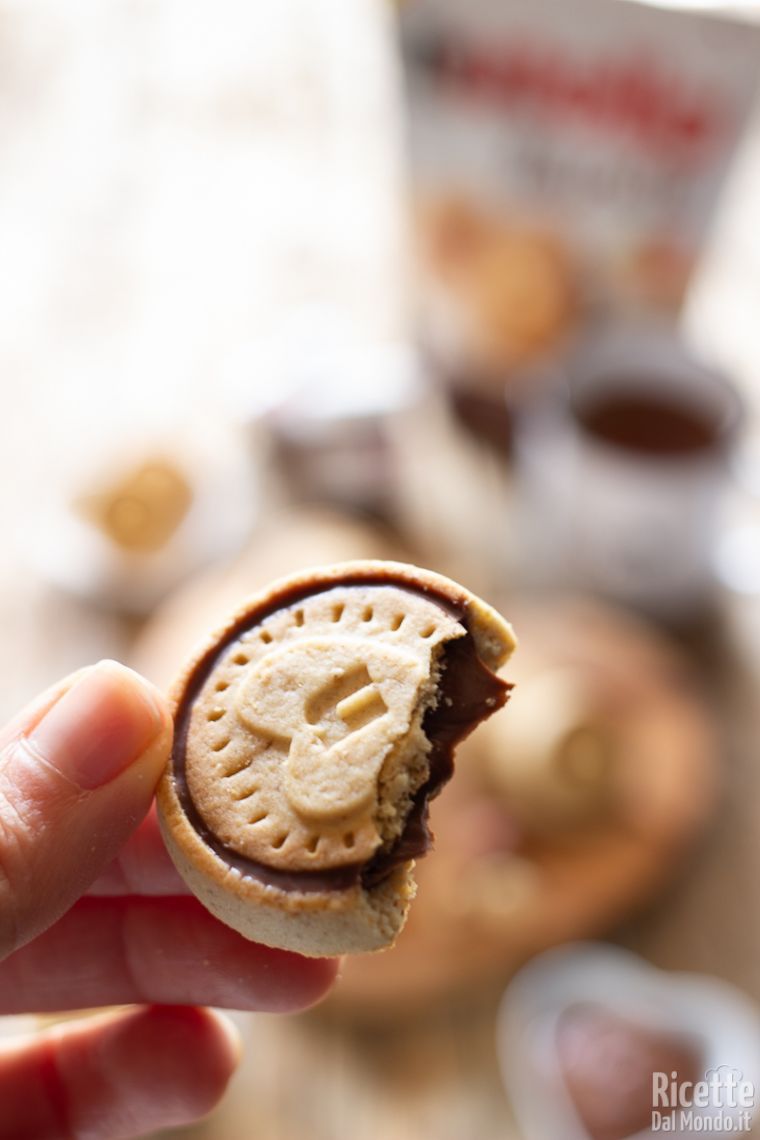 Ripieno cremoso dei biscotti alla Nutella