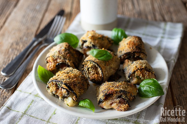 Involtini di melanzane in friggitrice ad aria. La ricetta light!