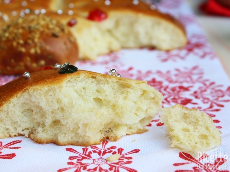 Soffice brioche di Natale
