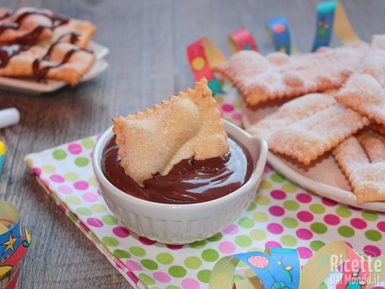 Chiacchiere di Carnevale alla Nutella