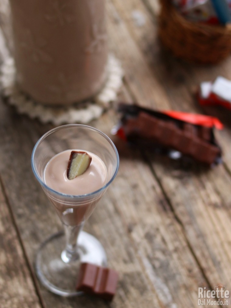 Liquore kinder cioccolato cremoso