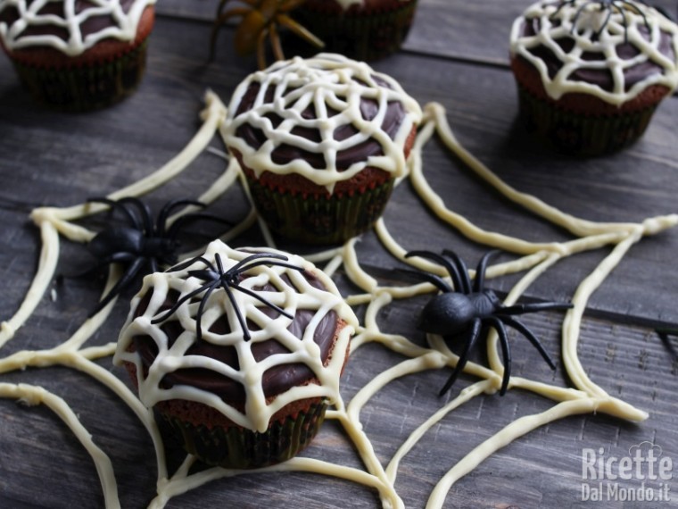 Muffin ragnatela per la festa di Halloween