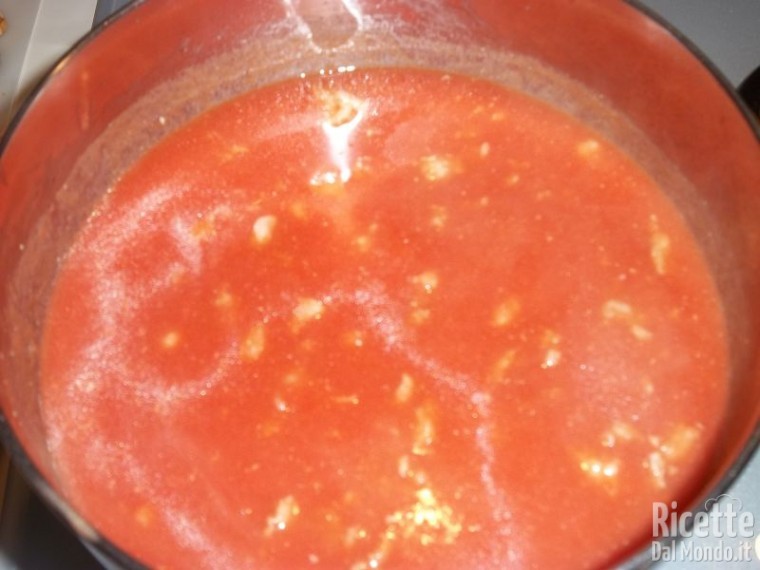Mafalde con Ragù di Salsiccia