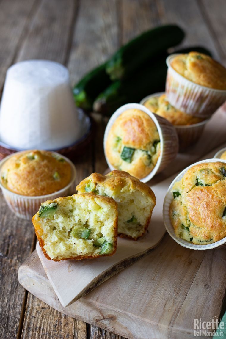 Come fare i muffin zucchine e ricotta