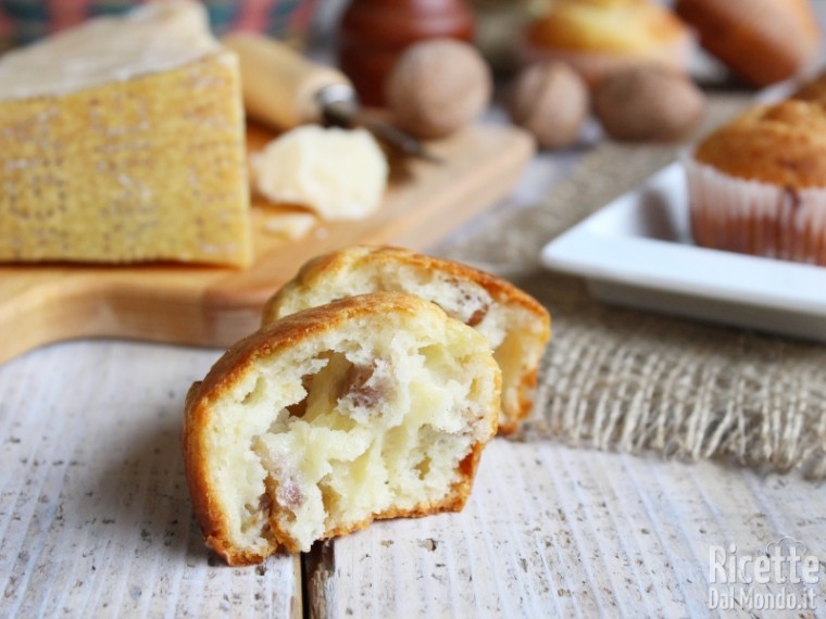 Ricetta muffin al parmigiano