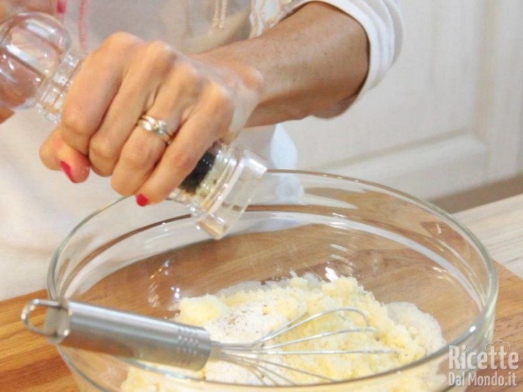 Muffin parmigiano e noci 7