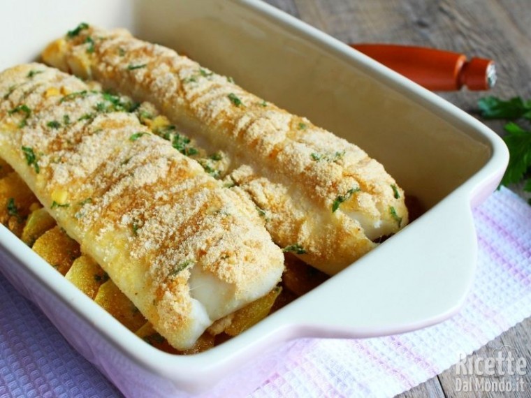 Ricetta merluzzo con patate al forno