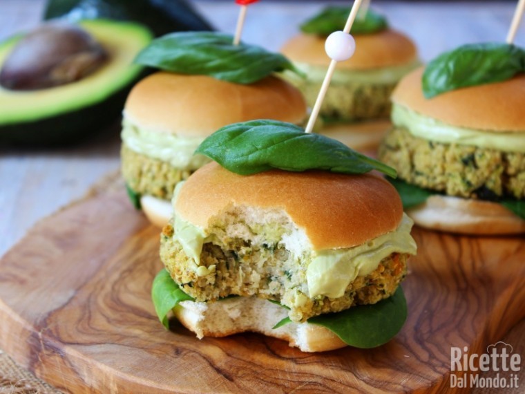 Mini burger vegani di lenticchie e spinaci