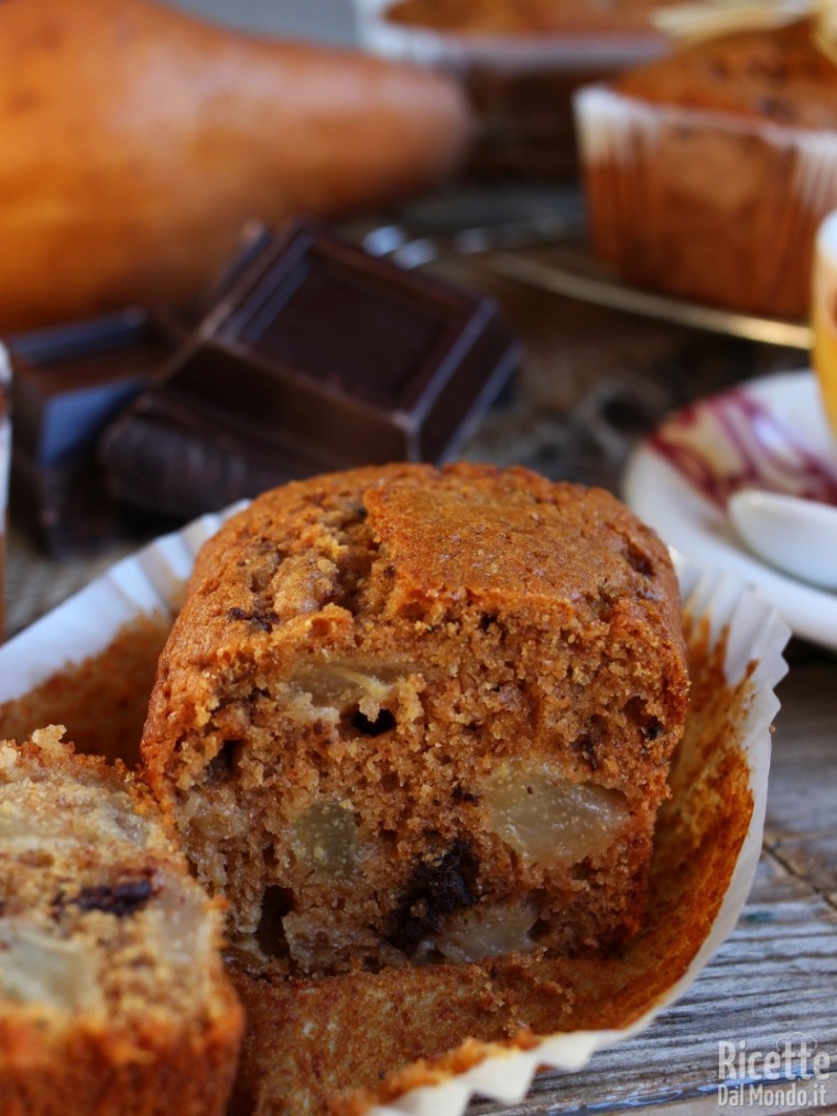 Come fare i mini plumcake pere e cioccolato