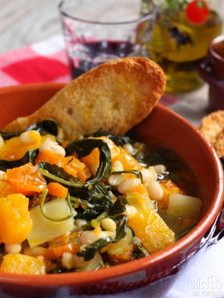 Semplice minestra d'inverno