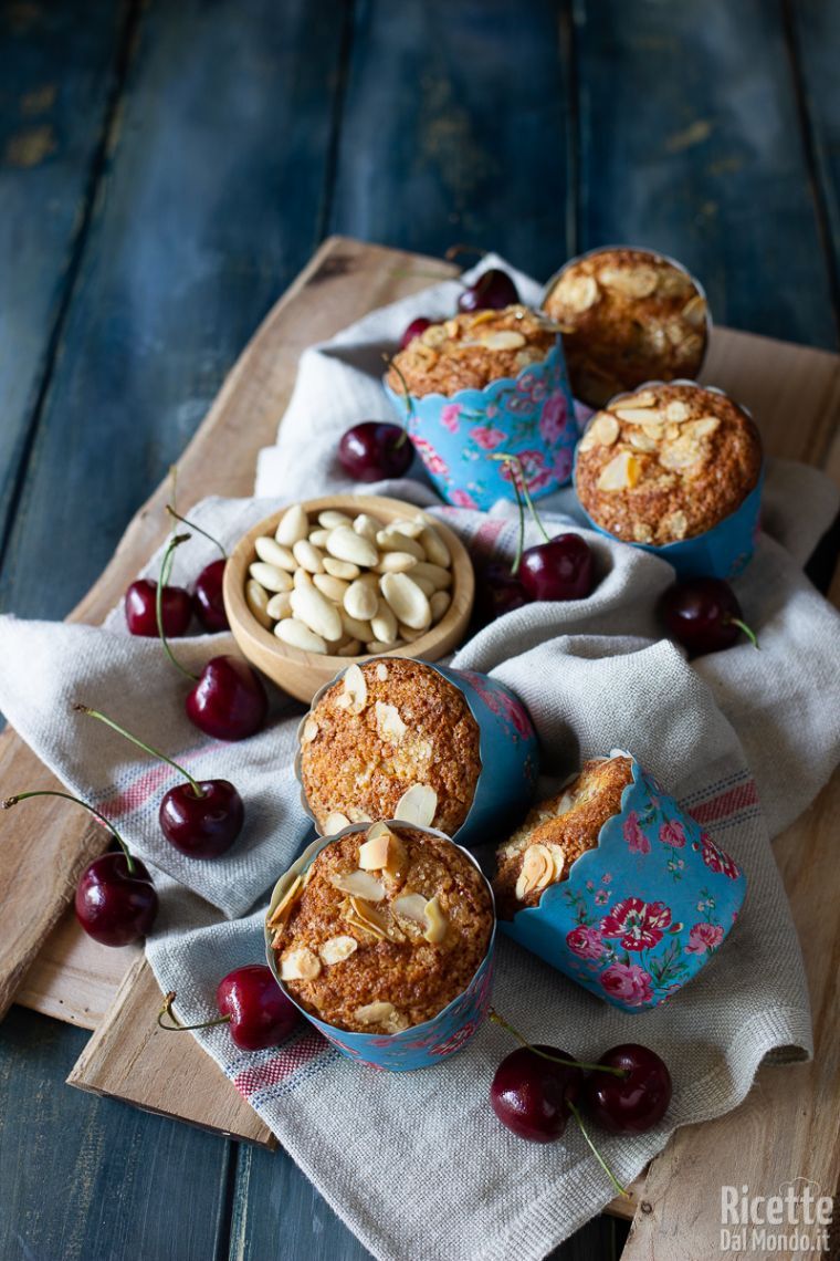 Ricetta muffin ciliegie e mandorle